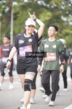 Runner Photo 4258001