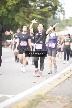 Runner Photo 4258013