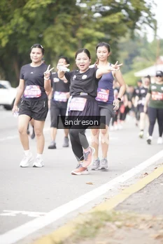 Runner Photo 4258015