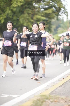 Runner Photo 4258017