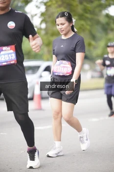 Runner Photo 4258021