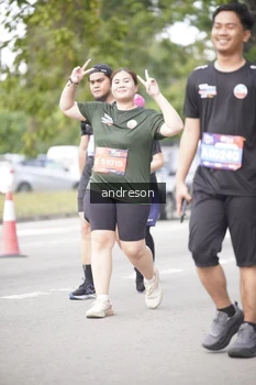 Runner Photo 4258023