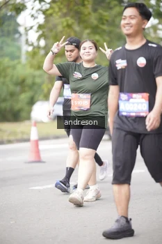 Runner Photo 4258025