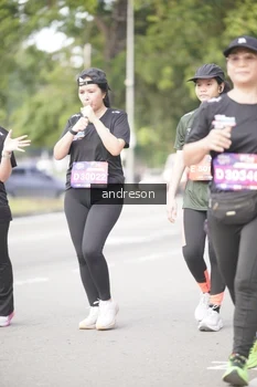 Runner Photo 4258034