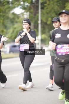 Runner Photo 4258035