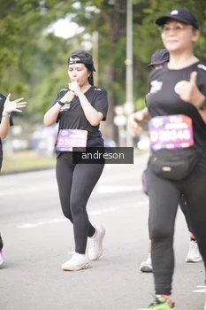 Runner Photo 4258036