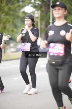 Runner Photo 4258037
