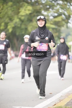 Runner Photo 4258051
