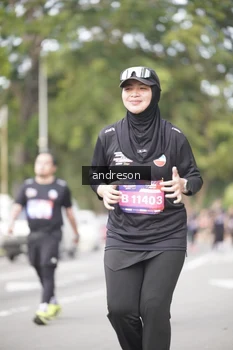 Runner Photo 4258055