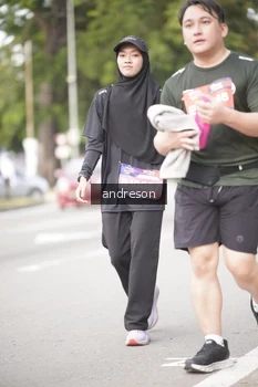 Runner Photo 4258060