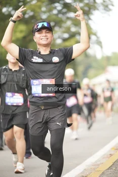 Runner Photo 4258065