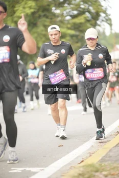 Runner Photo 4258068