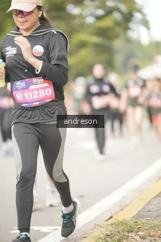 Runner Photo 4258070