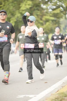 Runner Photo 4258089