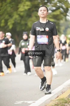 Runner Photo 4258099