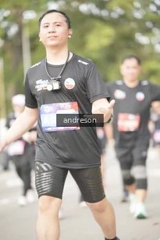 Runner Photo 4258101