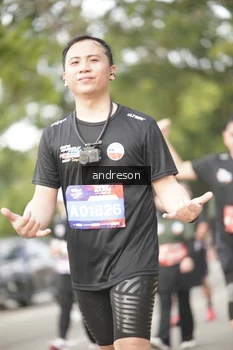Runner Photo 4258103