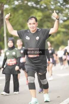 Runner Photo 4258104
