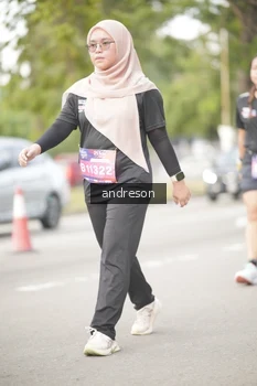 Runner Photo 4258106