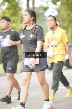 Runner Photo 4258108