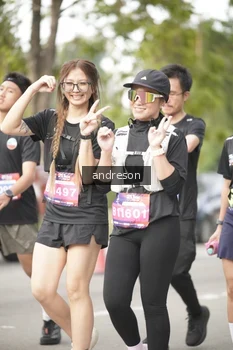 Runner Photo 4258116
