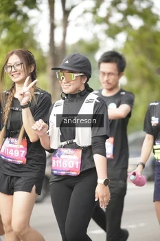 Runner Photo 4258119