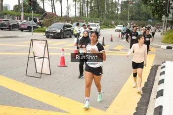 Runner Photo 4258751