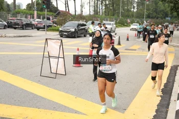 Runner Photo 4258754