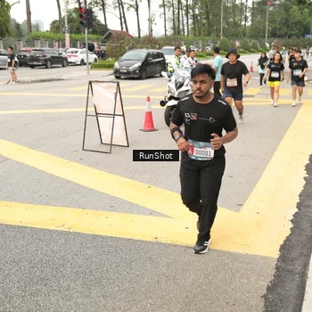 Runner Photo 4259568