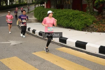 Runner Photo 4259885