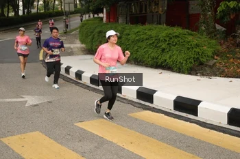 Runner Photo 4259891