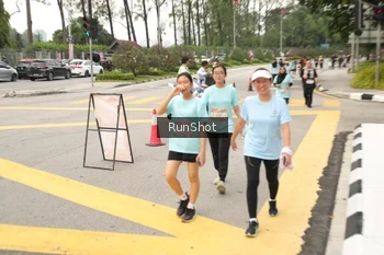 Runner Photo 4259905