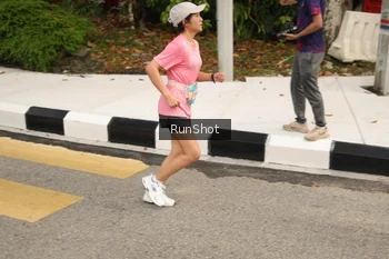 Runner Photo 4259910