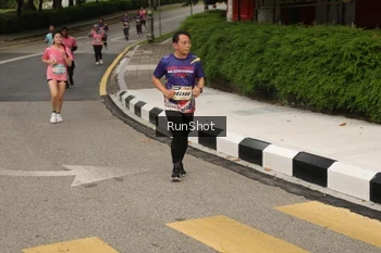 Runner Photo 4259937