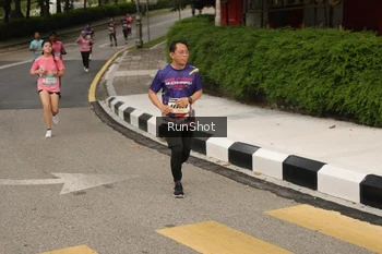Runner Photo 4259940