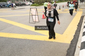 Runner Photo 4259943