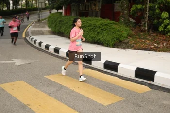 Runner Photo 4259953