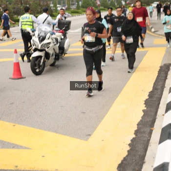 Runner Photo 4259974