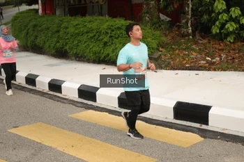 Runner Photo 4259985