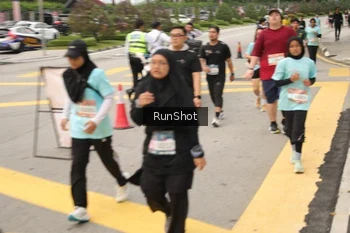 Runner Photo 4260000