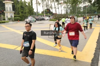Runner Photo 4260019