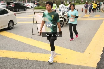 Runner Photo 4260049