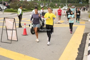 Runner Photo 4260070