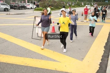 Runner Photo 4260072