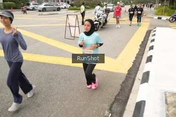 Runner Photo 4260091