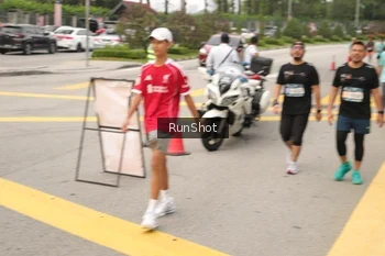 Runner Photo 4260113