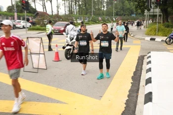 Runner Photo 4260117