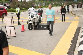 Runner Photo 4260135