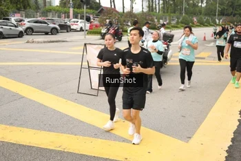 Runner Photo 4260337
