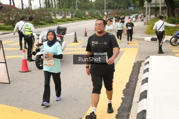 Runner Photo 4260395